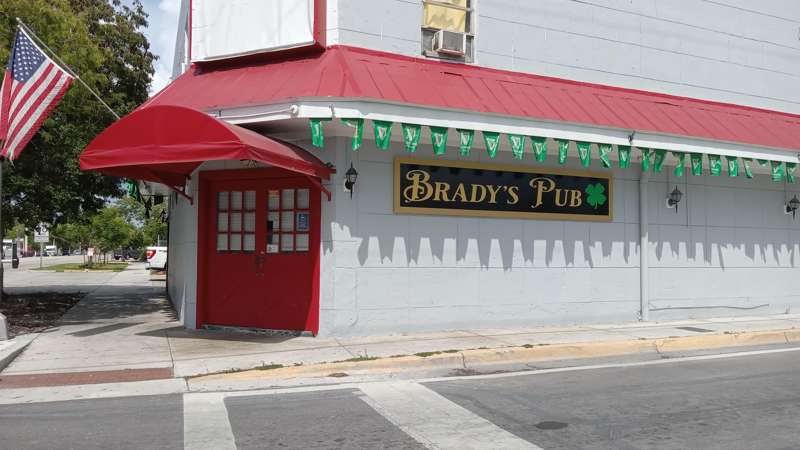 Brady's Pub Key West