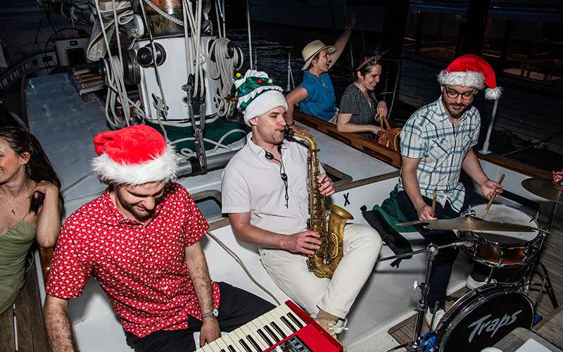 Classic Harbor Line: Cocoa and Carols Christmas Holiday Lights Cruise Aboard Schooner America 2.0